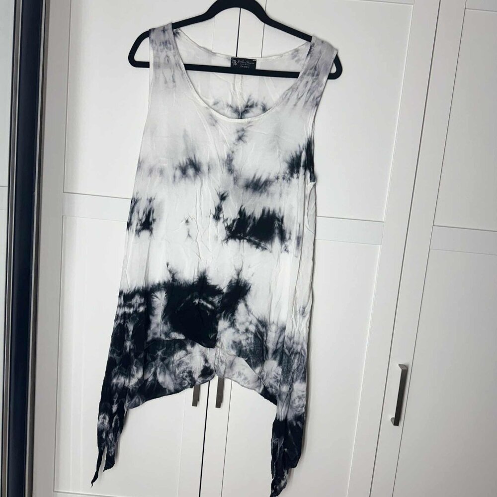 Bella Amore Women Tank top White & black SMALL